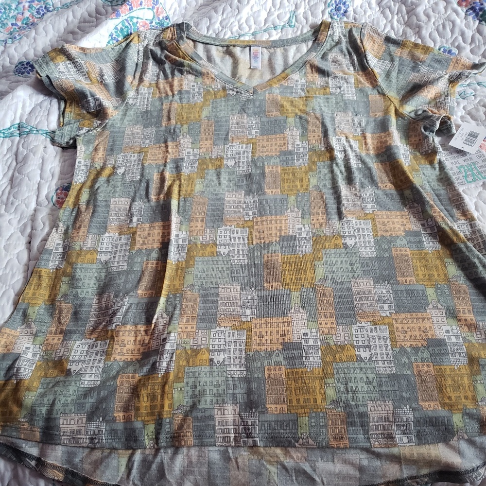 LuLaRoe Christy T London Row Houses 2XL